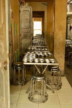 Nấu bữa trưa cho các em học sinh vùng cao - Trường tiểu học và Trung học cơ sở xã Phố Cáo