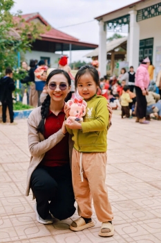 Mang tượng cho em - Trường mầm non Mường An (mầm non Xuân Nha, Vân Hồ, Sơn La)