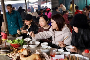 Đi chợ phiên Đồng Văn cùng mình